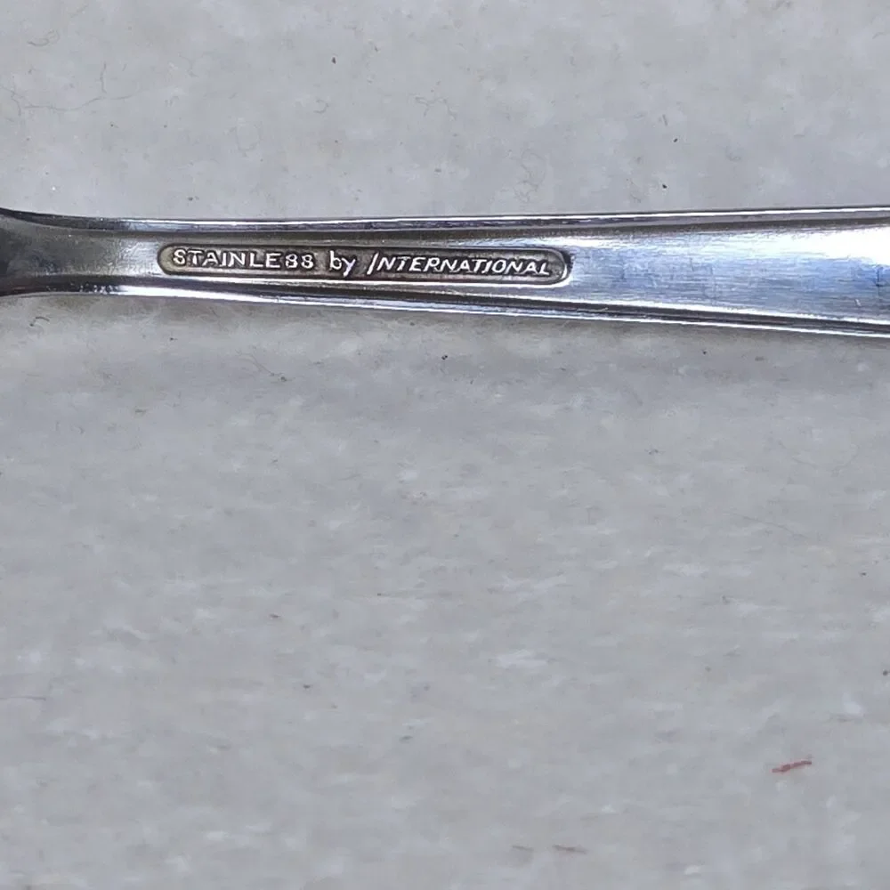 Vintage International Silver Serenata Dinner Fork 7 